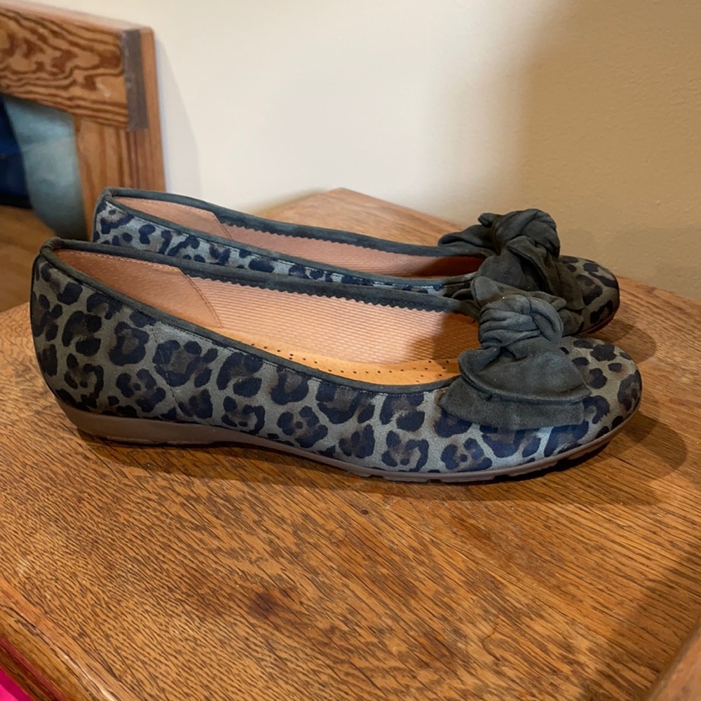 Gabor Bow Ballerina Flat Green leopard UK size 6